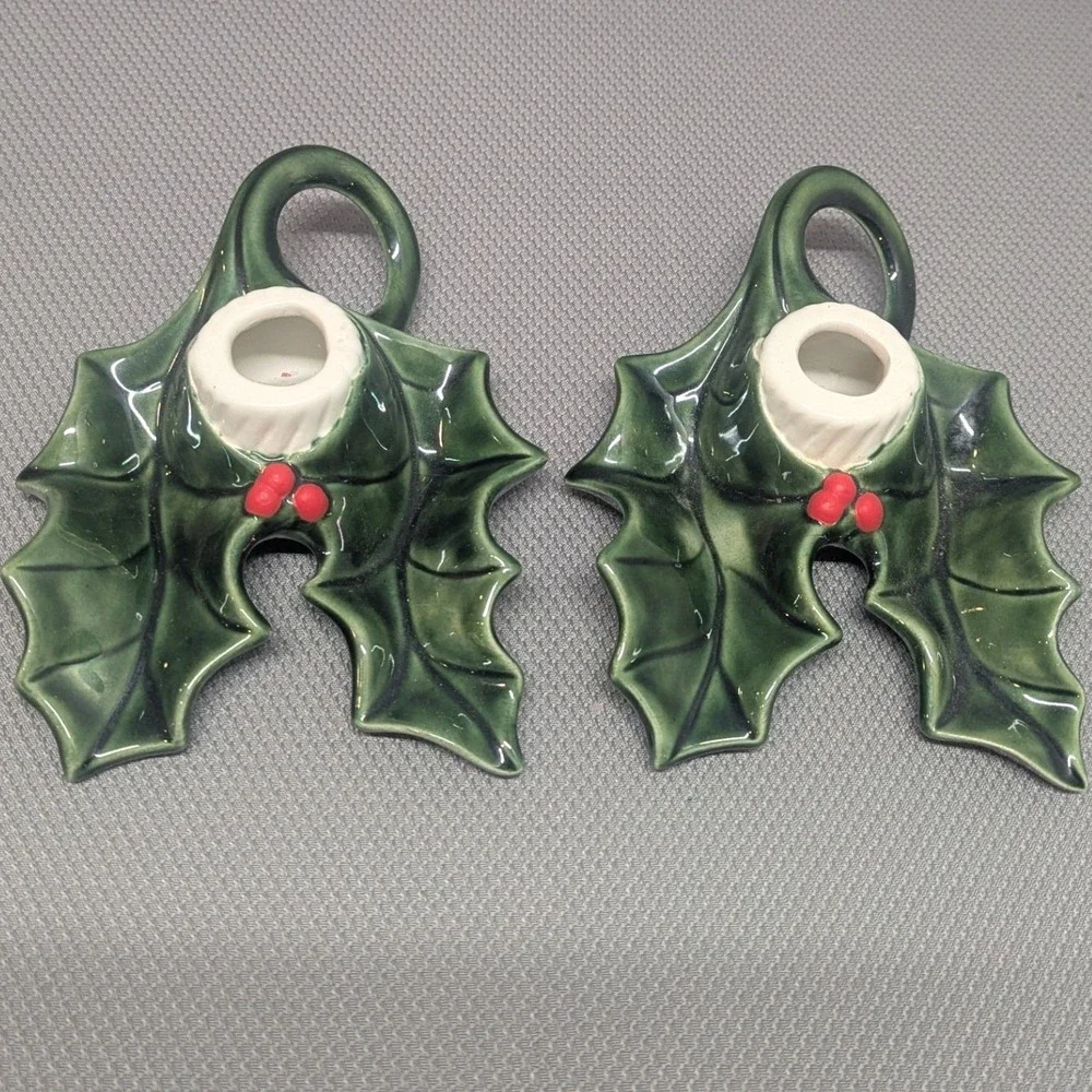 VTG Ceramic Holly Leaf Christmas Candle Holders Set of 2 Green Red Berry Signed
